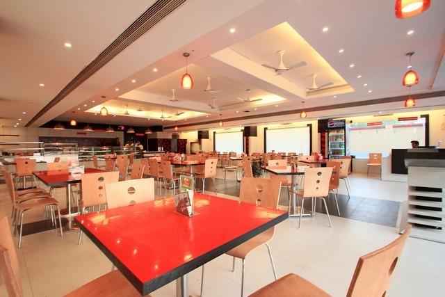 Sheela Shree Plaza Hotel Jhansi Restaurant